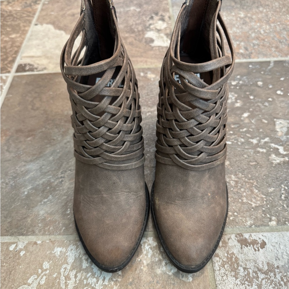 Farylrobin Taupe Woven Ankle Booties